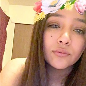 Meet your Posher, Eva